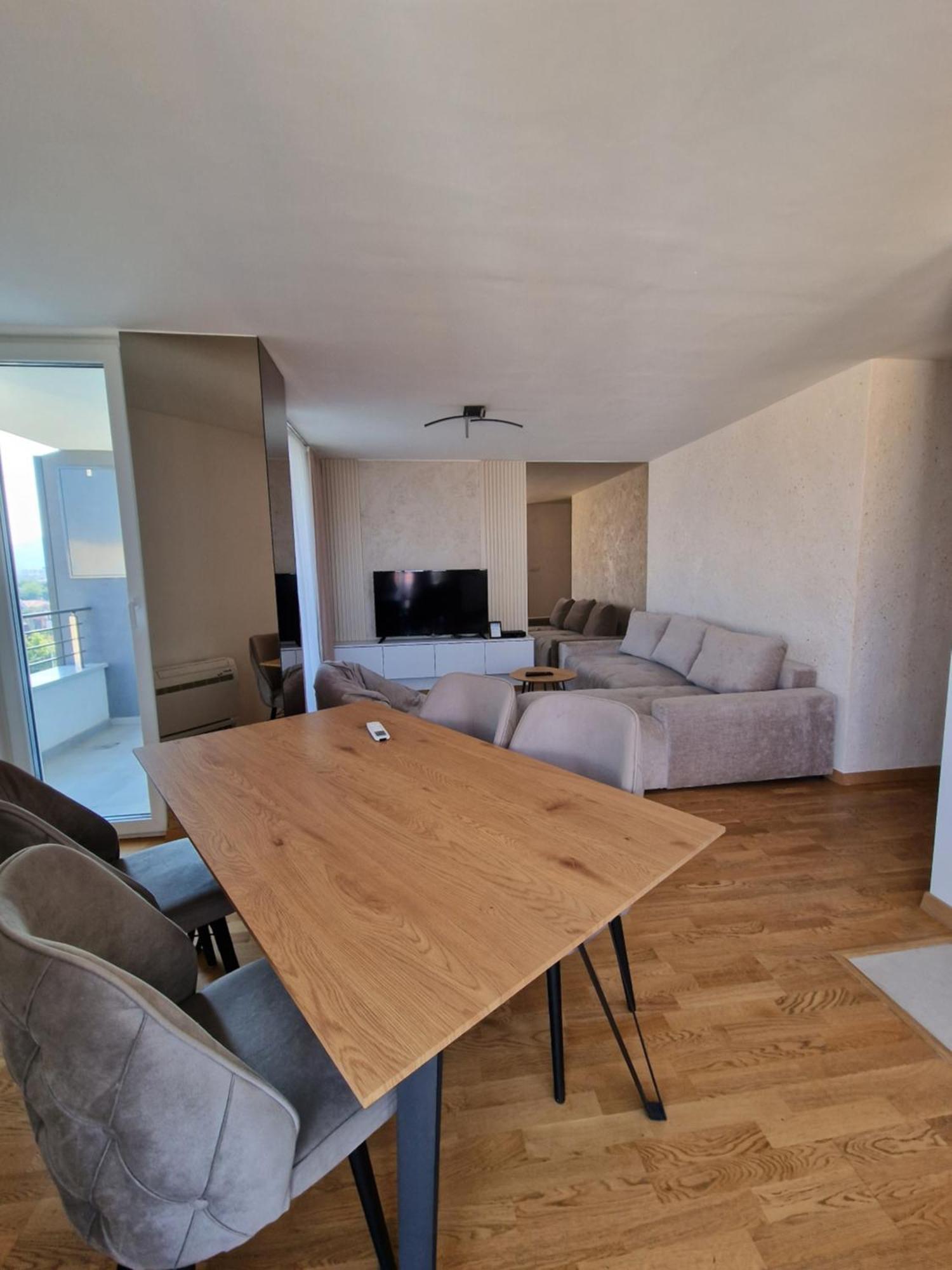Petkov5Ki.Luxuryapartments Skopie Habitación foto